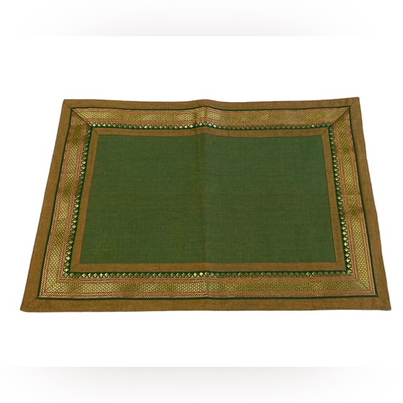 Set of 4 Decorative Embroidered Cloth Table Placemats Dining Place Settings - Picture 4 of 14